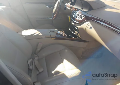 2012 Mercedes-Benz S 550 4Matic z USA, uszkodzony, nr VIN WDDNG9EB1CA483809